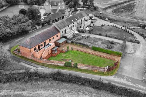 undefined, Shifnal TF11