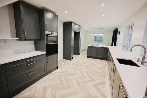 5 bedroom detached house for sale, Royal Court, Witton Park, Bishop Auckland