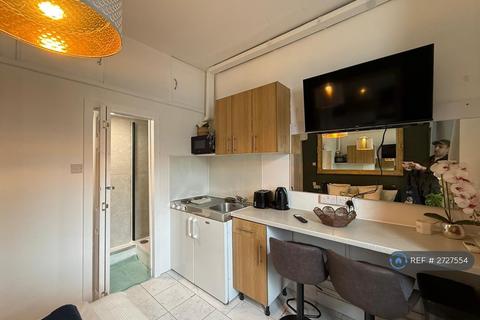 undefined, Prothero Road, London, SW6