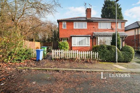 3 bedroom semi-detached house to rent, West Green, Middleton, M24
