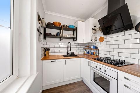 2 bedroom flat for sale, Carrick Knowe Drive, Edinburgh EH12