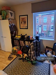 1 bedroom in a house share to rent, Village Terrace, Leeds, LS4