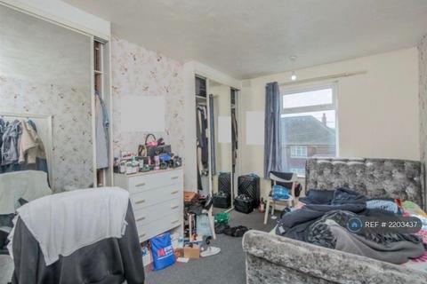 undefined, Swallow Crescent, Leeds, LS12