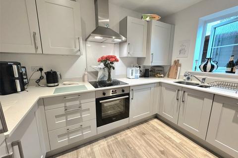 2 bedroom apartment for sale, Valley Drive, Forge Wood, Crawley, West Sussex, RH10