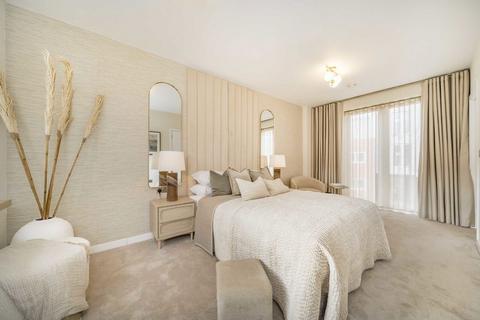 1 bedroom flat for sale, Warwick Road, London W5