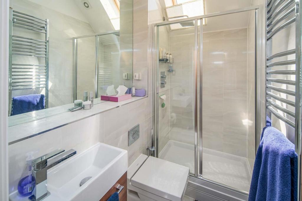Shower Room En Suite