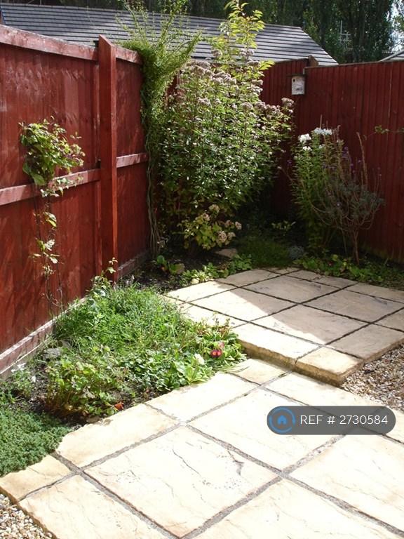 Rear Private Outdoor Garden Space