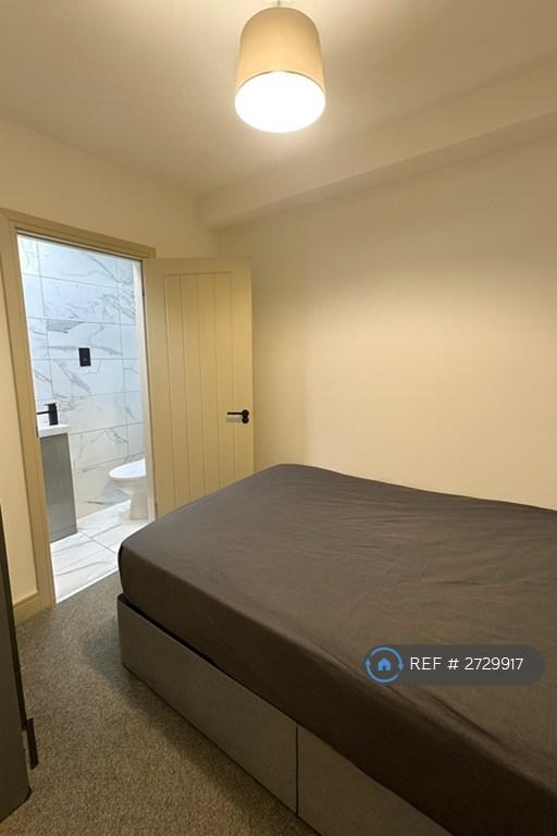 Room 4