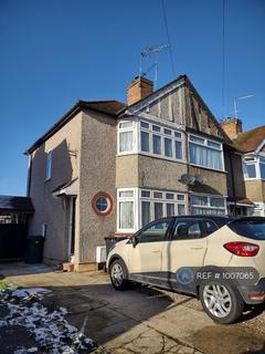 3 bedroom semi-detached house to rent, Granville Avenue, Feltham, TW13