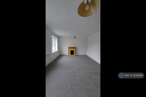2 bedroom penthouse to rent, Farnborough Drive, Daventry, NN11