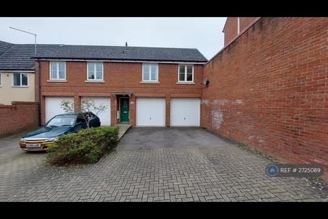 2 bedroom penthouse to rent, Farnborough Drive, Daventry, NN11