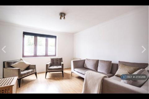 undefined, Hadleigh Court, London, NW2