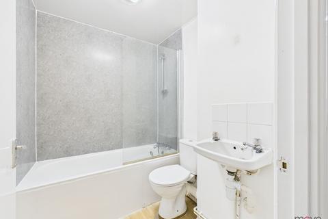 undefined, Chelsea Court, Gloucester GL1