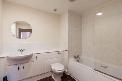 2 bedroom flat to rent, Tally Ho Corner, London, N12