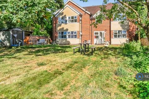 undefined, De Parys Avenue, Bedford, MK40