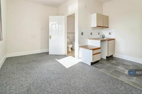 undefined, De Parys Avenue, Bedford, MK40