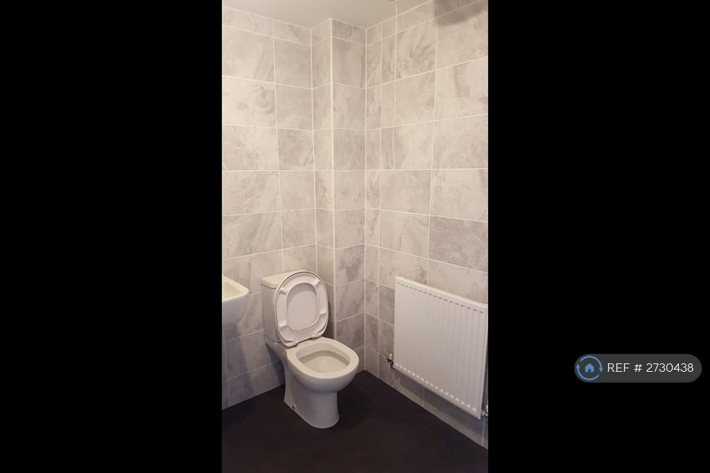 First Floor Bathroom