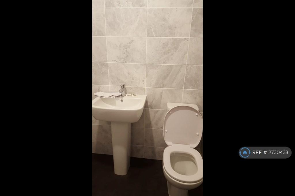 First Floor Bathroom