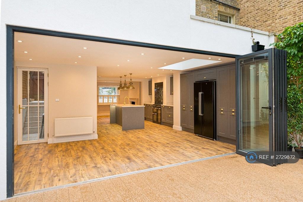 Kitchen Diner (Lower Ground)