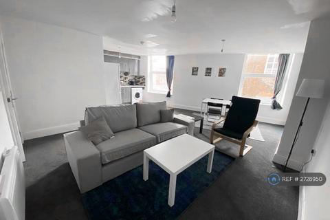 1 bedroom in a flat share to rent, Baillie Street, Rochdale, OL16