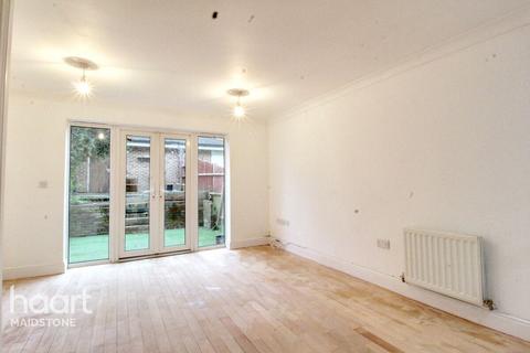 undefined, Bridgeside Mews, Maidstone