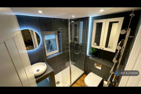 2 bedroom end of terrace house to rent, London Road, Marlborough, SN8