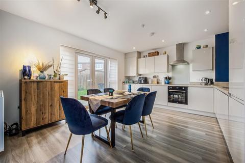 3 bedroom detached house for sale, Roemead Drive, Yapton