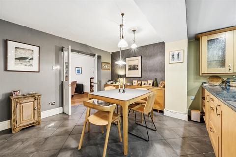4 bedroom semi-detached house for sale, Tideswell