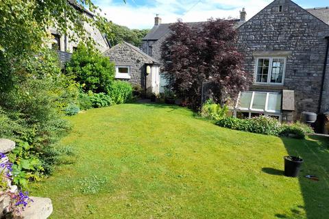 undefined, Tideswell