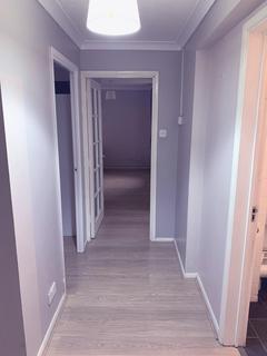 2 bedroom flat to rent, WD24 5GS