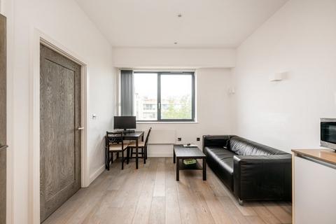1 bedroom flat to rent, Verona Apartments, Sl1 1yl