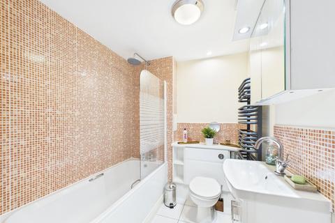 undefined, Constitution Place, Edinburgh, Midlothian, EH6