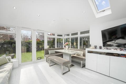 3 bedroom link detached house for sale, Parnell Close, Chafford Hundred, Essex, RM16