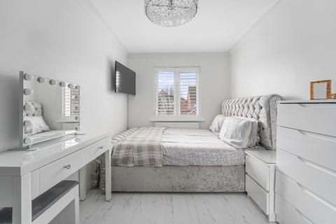 3 bedroom link detached house for sale, Parnell Close, Chafford Hundred, Essex, RM16