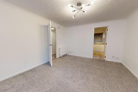 2 bedroom flat to rent, Mill Court, Woodside, Aberdeen, AB24