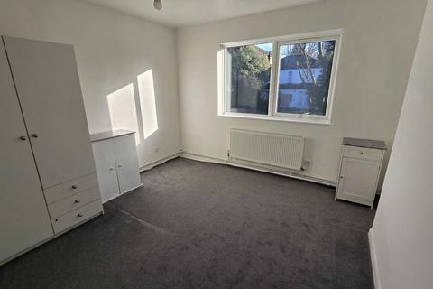 undefined, Croydon CR2