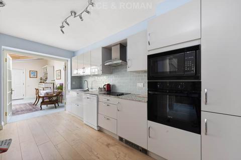 undefined, Mytchett Heath, Camberley GU16