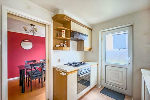 3 bedroom semi-detached house for sale, Oxford Drive, Gomersal
