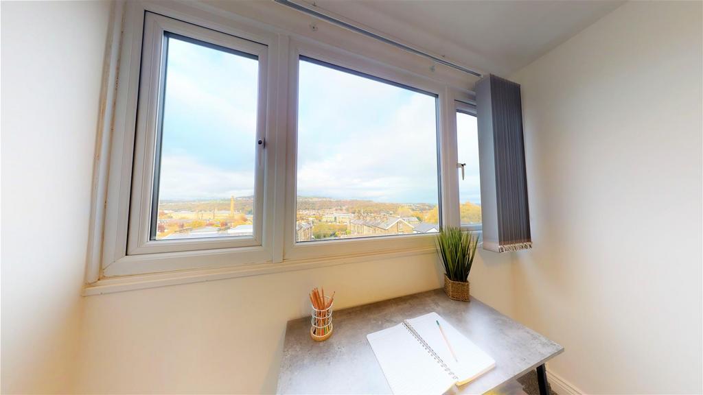 61-Kirkgate-Room-6-11152021 102451.jpg