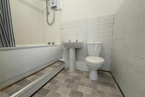 2 bedroom apartment to rent, Varvills Court, York