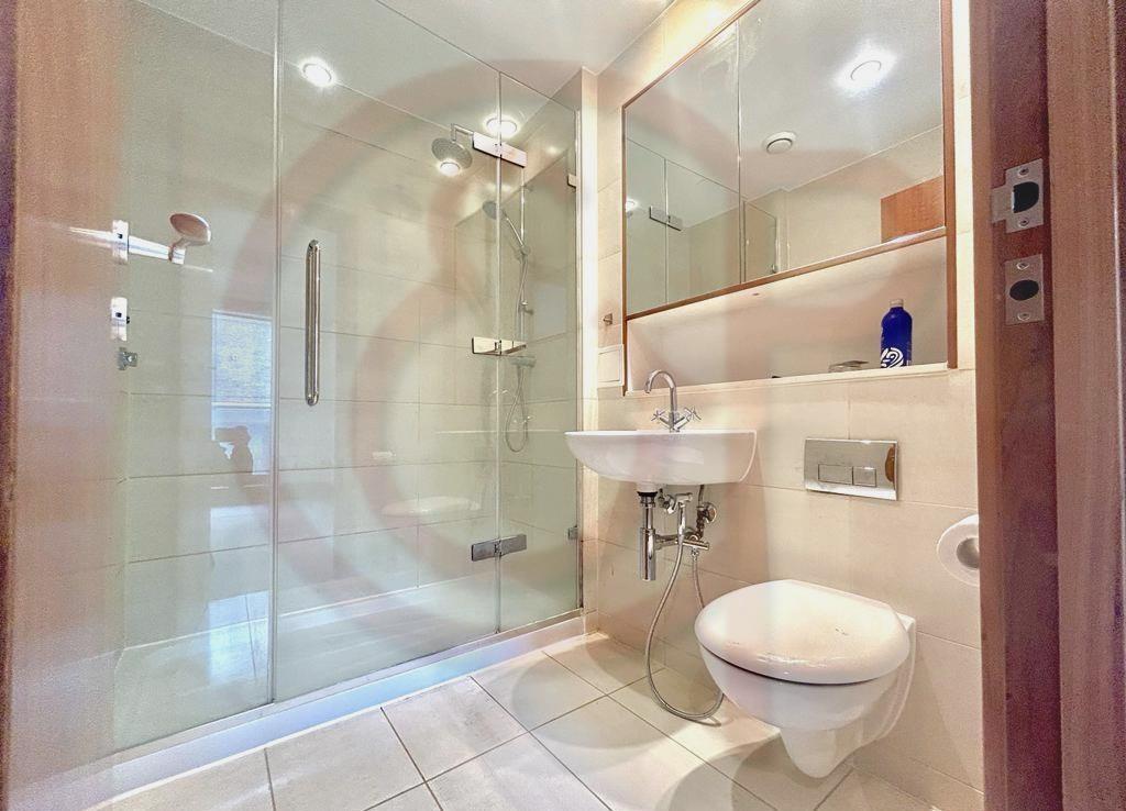 Master bathroom.jpg