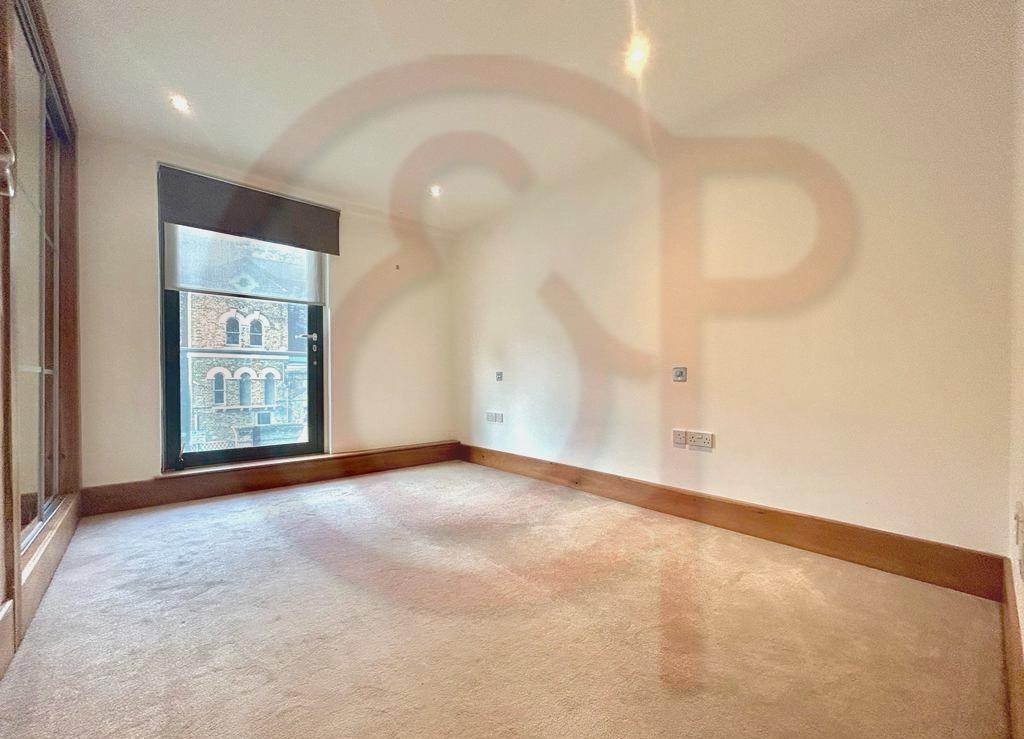 2nd bedroom 2.jpg