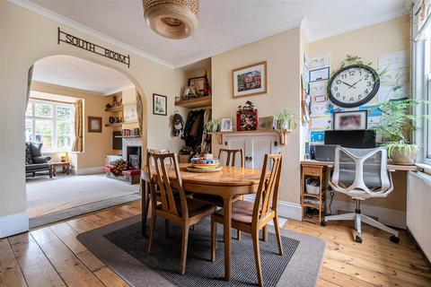 undefined, Victoria Road, Devizes
