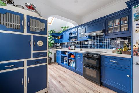 undefined, Victoria Road, Devizes, SN10
