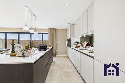 4 bedroom detached house for sale, Laurel Gardens, Farington Moss, PR26 6BH