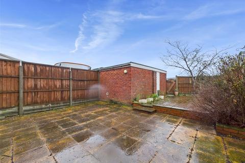 3 bedroom semi-detached house for sale, Oriel Close, Worcester, Worcestershire, WR4