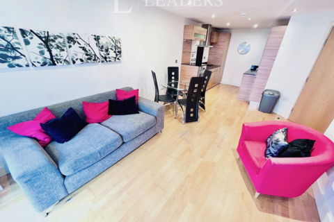 2 bedroom flat to rent, Mackenzie House, Chadwick Street, LS10