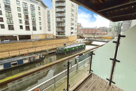 2 bedroom flat to rent, Mackenzie House, Chadwick Street, LS10