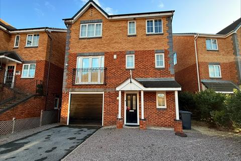 5 bedroom detached house for sale, Parkland View, Lundwood, Barnsley