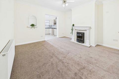 2 bedroom terraced house to rent, Kirkby Road, Hemsworth , WF9 4DE